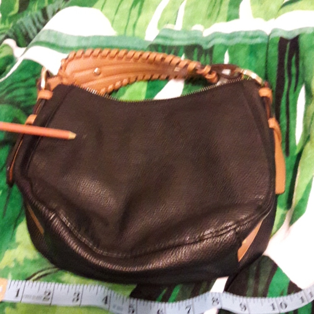 $12 - Picture 3 of 4